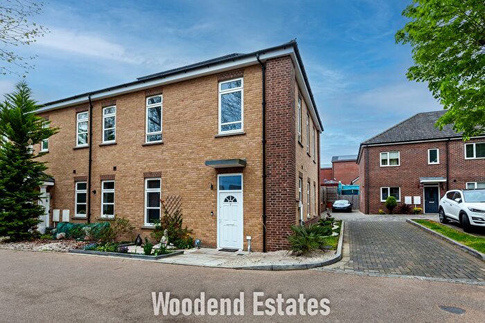 4 Bedroom Semi Detached House For Sale In Overlord Close, Uxbridge, UB10