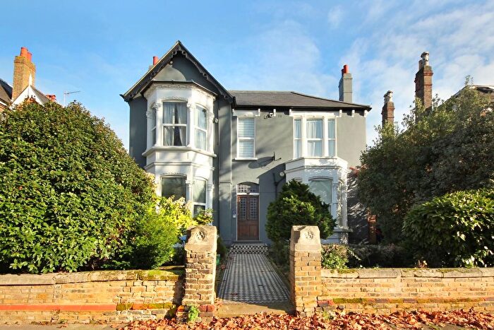 Studio For Sale In Rosemont Road, W3