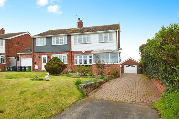 4 Bedroom Semi-Detached House For Sale In Fair Close, Frankton, Rugby, Warwickshire, CV23