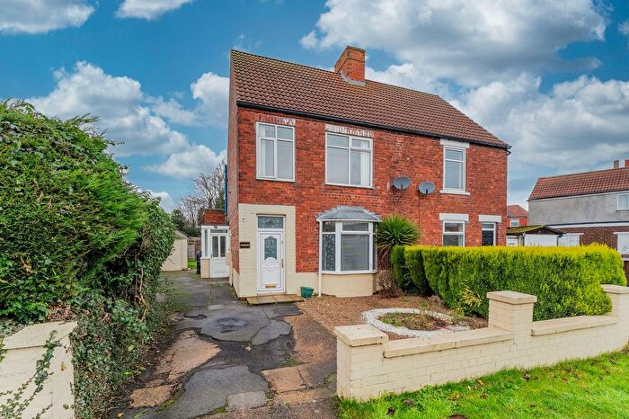 2 Bedroom Semi-Detached House For Sale In Doncaster Road, Brayton, Selby, YO8