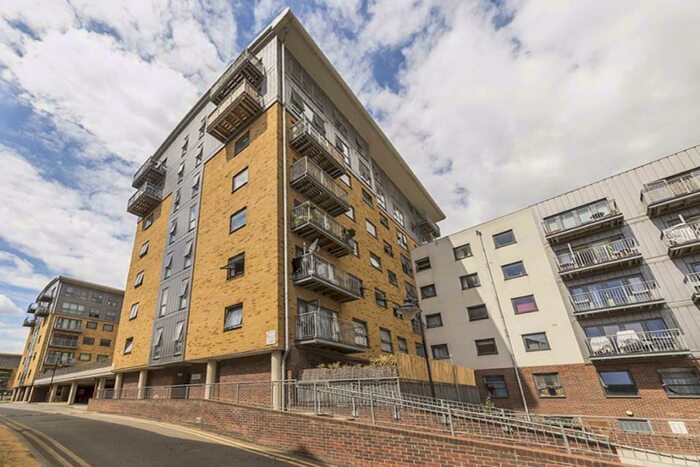 1 Bedroom Flat To Rent In Thomas Fyre Drive, Bow, E3