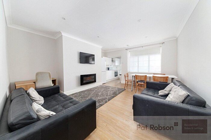 1 Bedroom Apartment To Rent In North Terrace, Spital Tongues, Newcastle Upon Tyne, NE2