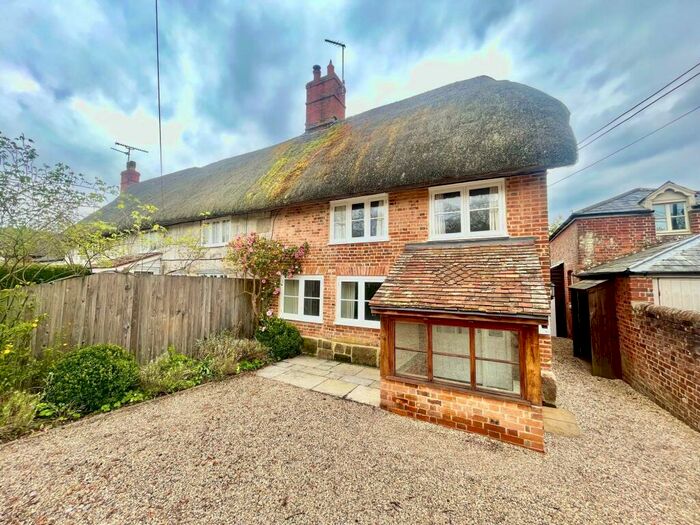 2 Bedroom Cottage To Rent In , Prospect Cottages, Shaftesbury Road, SP3