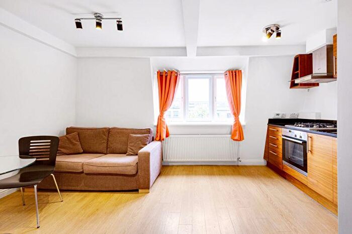 1 Bedroom Flat To Rent In City Road, EC1V