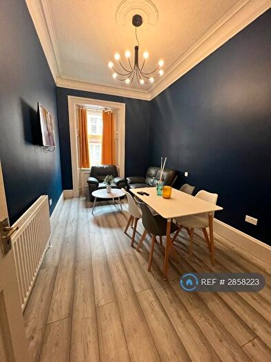 2 Bedroom Flat To Rent In Bowman Street, Glasgow, G42
