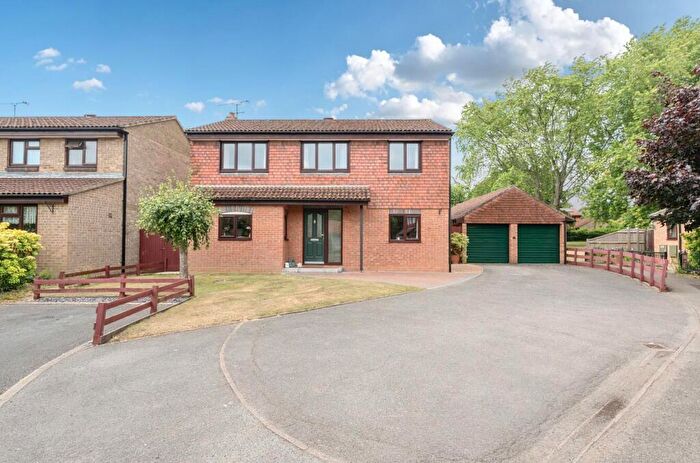 4 Bedroom Detached House For Sale In Cranford Gardens, Chandler's Ford, SO53