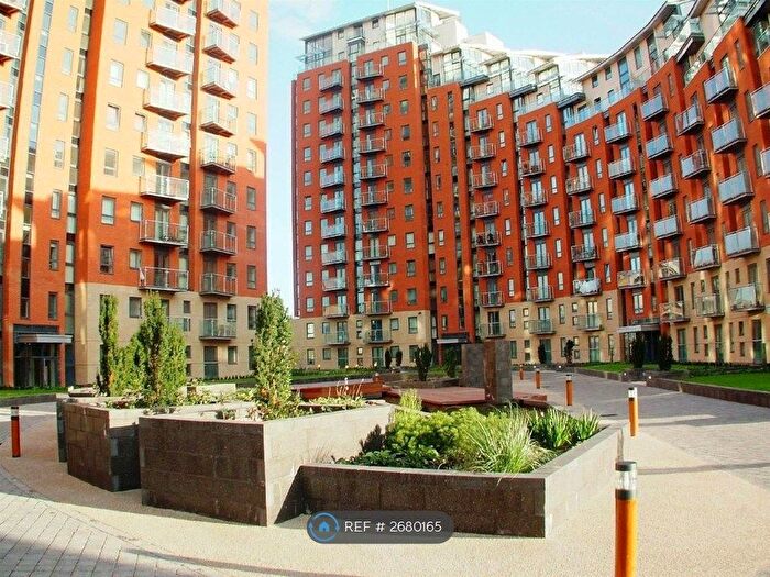 1 Bedroom Flat To Rent In Santorini, Leeds, LS12