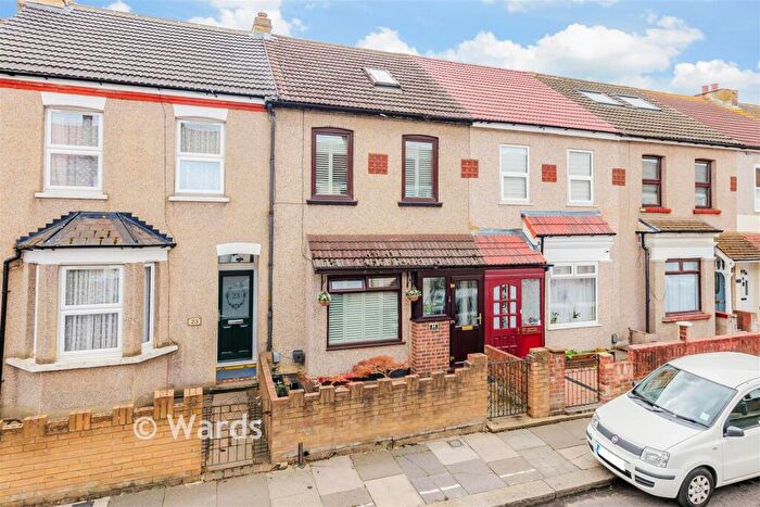 4 Bedroom Terraced House For Sale In Horsa Road, Northumberland Heath, Kent, DA8