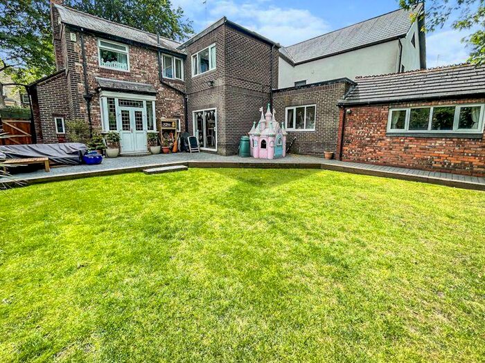 5 Bedroom Detached House For Sale In Park Lane, Salford, M7