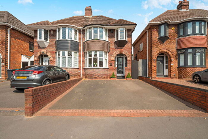 3 Bedroom Semi-Detached House For Sale In Hall Green Road, West Bromwich, B71