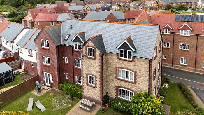 1 Bedroom Flat For Sale In Farwell Crescent, Chickerell, Weymouth, DT3