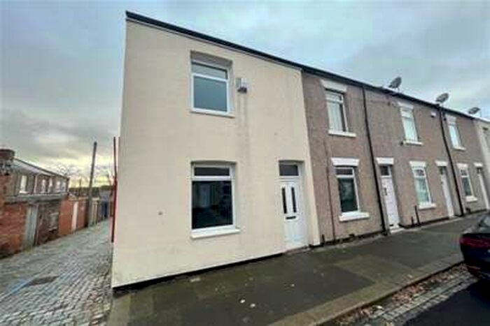 3 Bedroom Terraced House To Rent In Aldam Street/ Central - Darlington, DL1