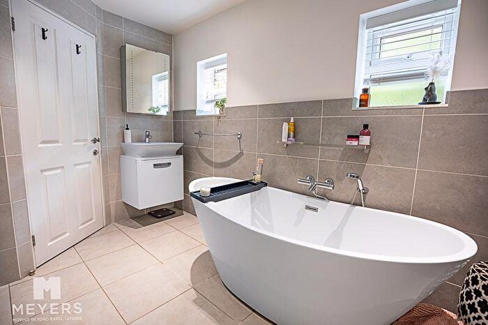 3 Bedroom Detached Bungalow For Sale In Wimborne Road, Bournemouth, BH10
