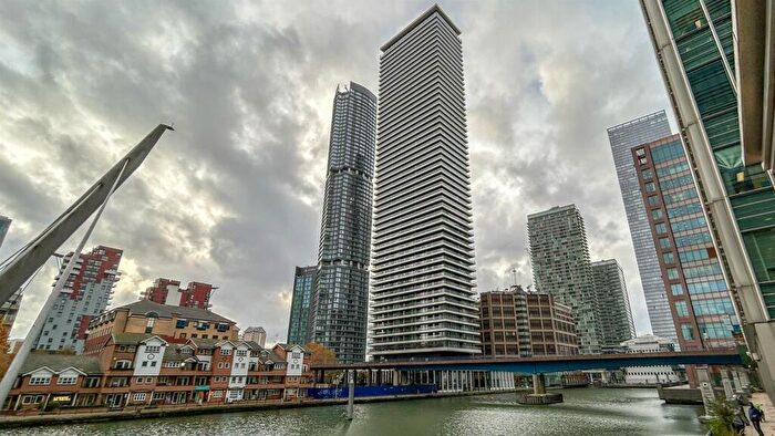 1 Bedroom Apartment For Sale In Bagshaw Building, Canary Wharf, London, E14