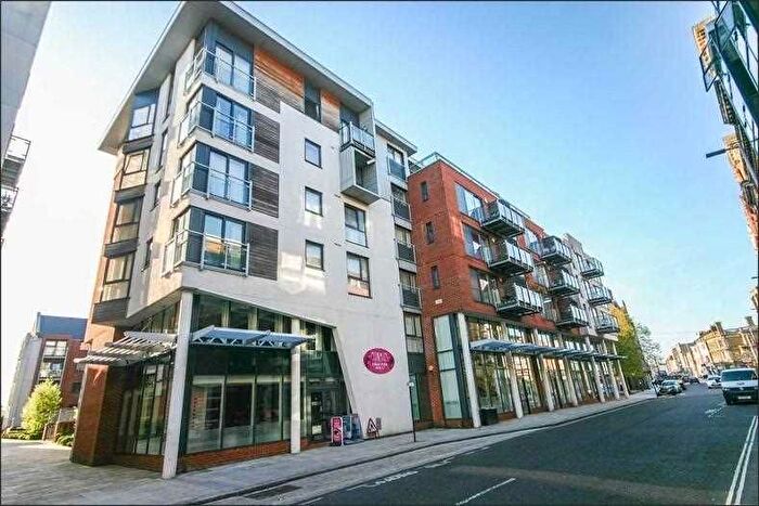 2 Bedroom Flat To Rent In Kimber House, French Quarters, High Street, Southampton, SO14