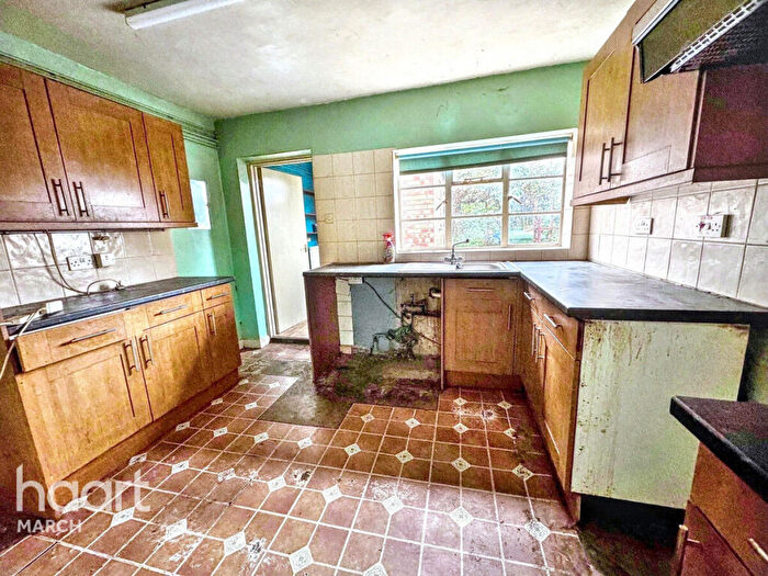 2 Bedroom Cottage For Sale In Park Road, Manea, PE15