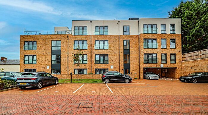 1 Bedroom Flat For Sale In Marlowes, Hemel Hempstead, HP1