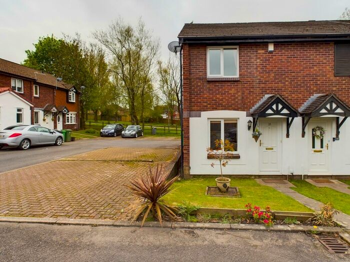 2 Bedroom houses for sale in The Rise, CF14, Cardiff