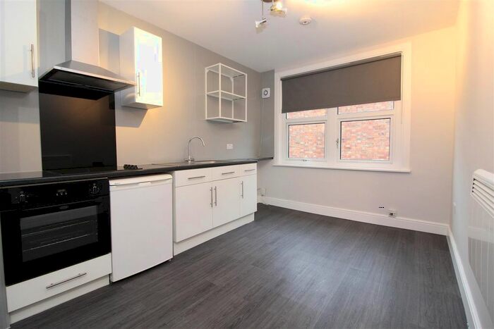 1 Bedroom Flat To Rent In College Road, St.Albans AL1