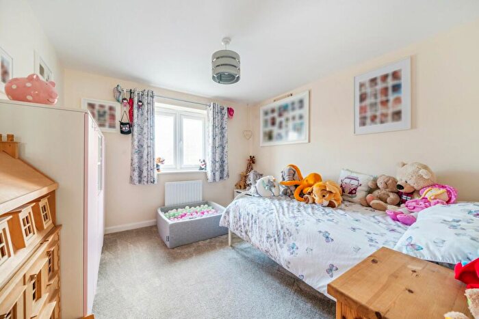 5 Bedroom Detached House For Sale In Faraday Corner, Shefford, SG17
