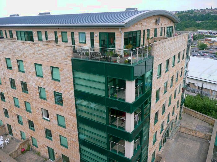 2 Bedroom Apartment To Rent In Stonegate House, Stone Street, Bradford, West Yorkshire, BD1