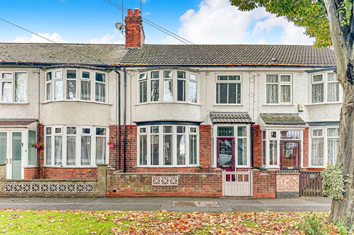 3 Bedroom Terraced House For Sale In Desmond Avenue, Hull, HU6