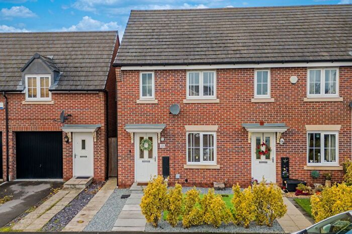 3 Bedroom End Of Terrace House For Sale In Holme Lane, Selby, YO8