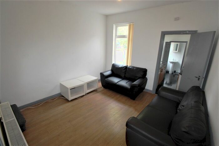 3 Bedroom End Of Terrace House To Rent In Welland Road, Coventry, CV1