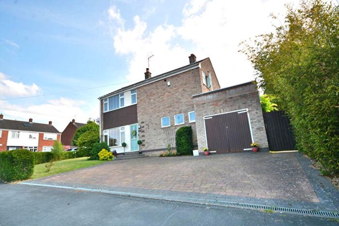 3 Bedroom Detached House For Sale In Myers Road, Hillmorton, CV21