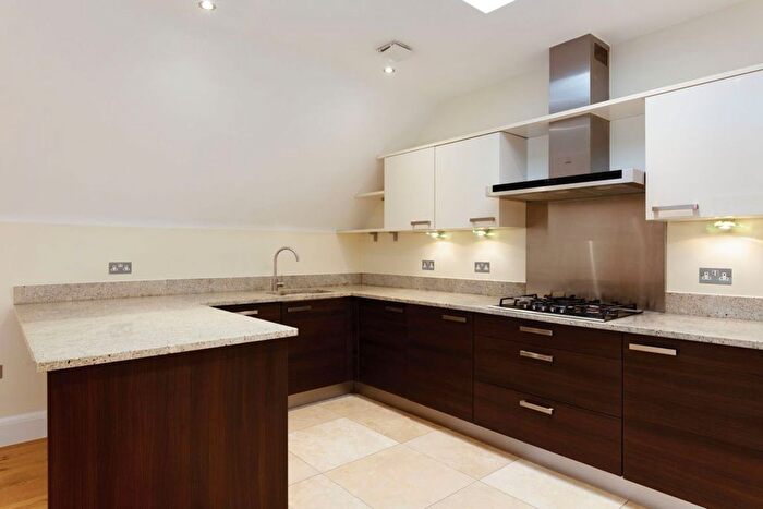 1 Bedroom Flat To Rent In Mount Harry Road, Sevenoaks, TN13