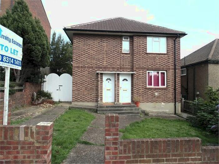 2 Bedroom Flat To Rent In Brockley View, Forest Hill, London, SE23