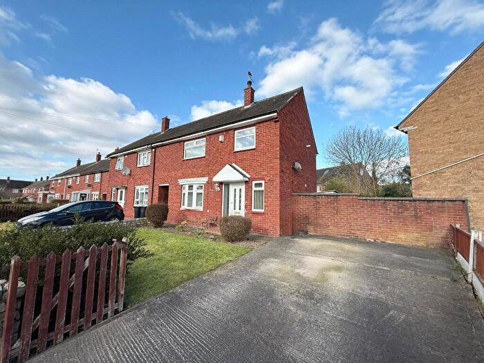 3 Bedroom End Of Terrace House For Sale In Pulford Road, Great Sutton, Cheshire, CH65
