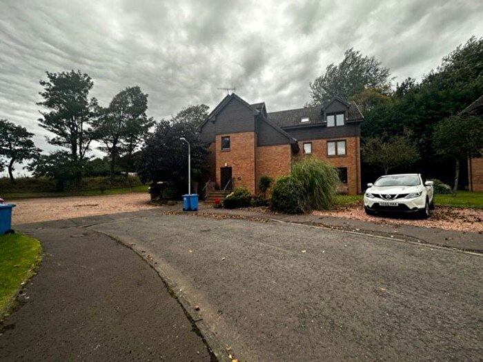 2 Bedroom Flat To Rent In Links Road, Fife, KY8