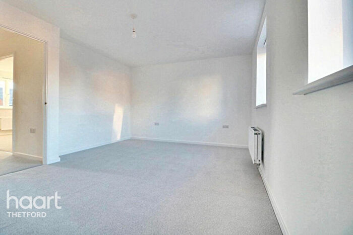 2 Bedroom Semi-Detached House For Sale In Flax Close, Lakenheath, IP27