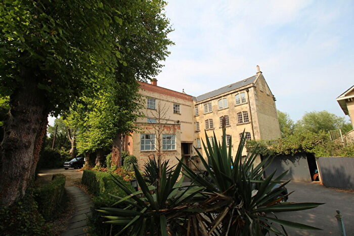 1 Bedroom Apartment To Rent In Penthouse, Lower Quemerford Mill, Calne, SN11