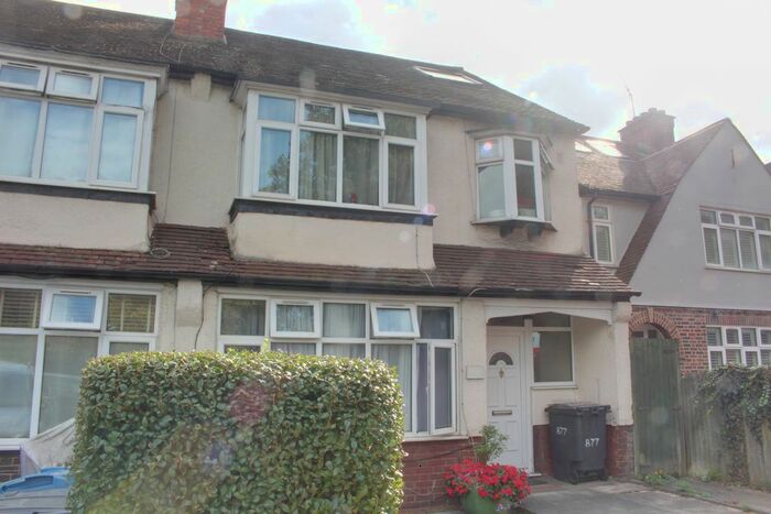Studio To Rent In Brighton Road, Purley, CR8
