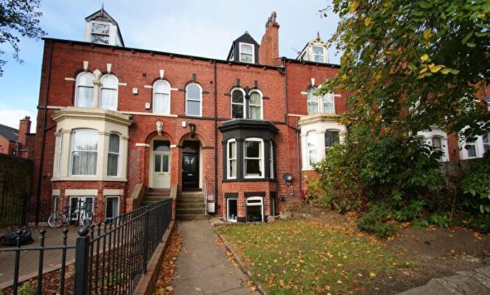 6 Bedroom Detached House To Rent In Bainbrigge Road, Headingley, Leeds, LS6