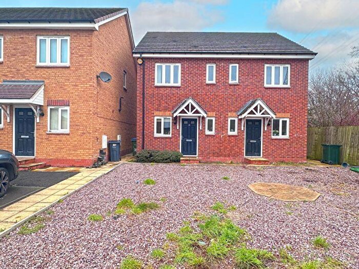 2 Bedroom Semi-Detached House For Sale In Thomas Cox Wharf, Tipton, DY4