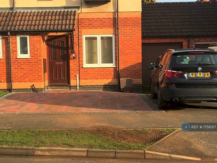 3 Bedroom Semi-Detached House To Rent In Haweswater Road, Kettering, NN16