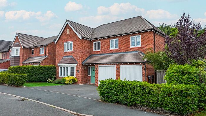 5 Bedroom Detached House For Sale In Causer Road, Barton-Under-Needwood, DE13