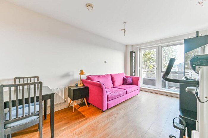 1 Bedroom Flat For Sale In London Road, Thornton Heath, CR7