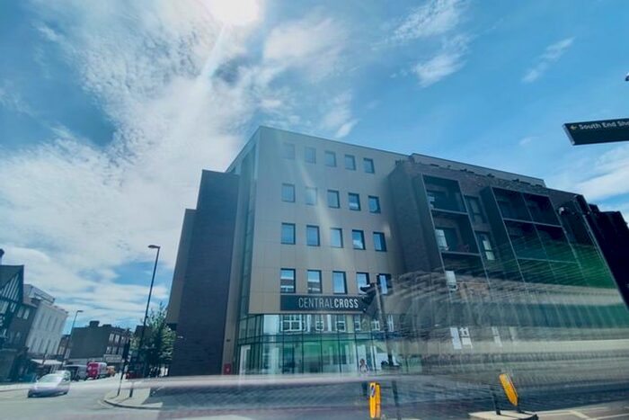 1 Bedroom Flat To Rent In Central Cross Apartment, South End, Croydon, London, CR0