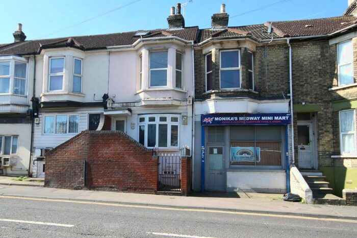 3 Bedroom Property To Rent In Canterbury Street, Gillingham, ME7