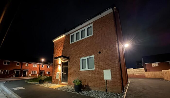 1 Bedroom Apartment To Rent In Kingsware Road, Burslem, ST6