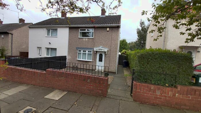 2 Bedroom Semi-Detached House To Rent In Millford, Gateshead, NE10