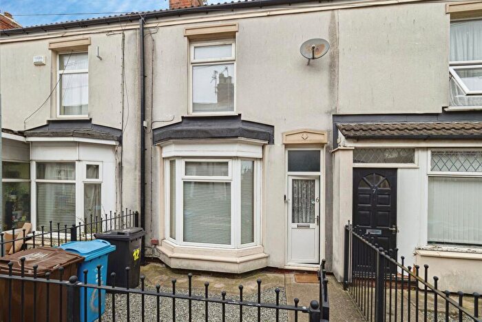 2 Bedroom Terraced House For Sale In Ernests Avenue, Hull, HU9