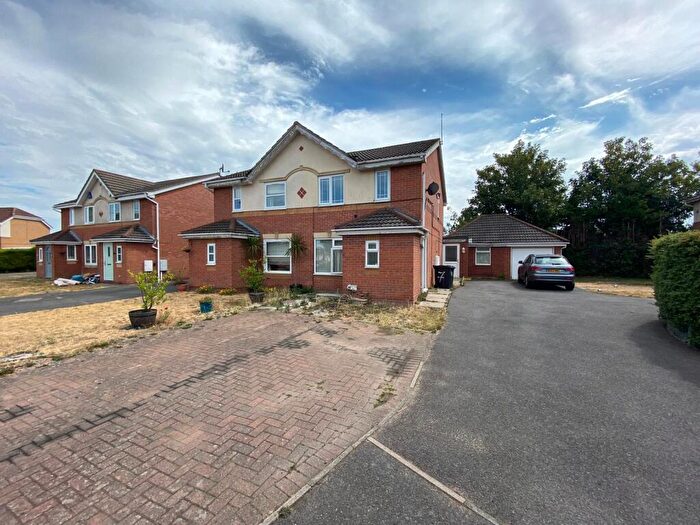 4 Bedroom Semi-Detached House For Sale In Boynton Road, Leicester, LE3