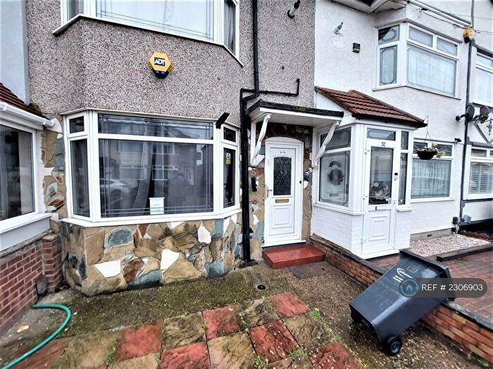 3 Bedroom Terraced House To Rent In Surrey Road, Dagenham, RM10