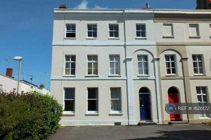2 Bedroom Flat To Rent In Bath Road, Cheltenham, GL53
