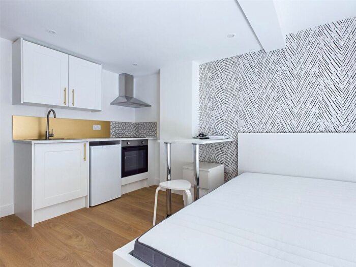 Apartment To Rent In Castle Street, Brighton, BN1